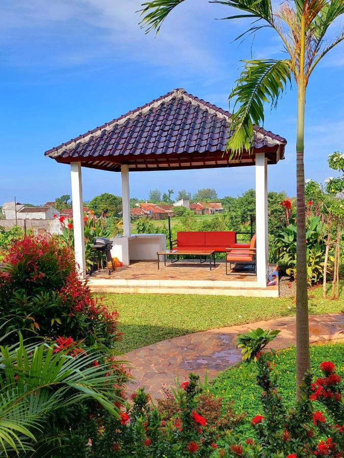 Garden House Jepara Exterior foto
